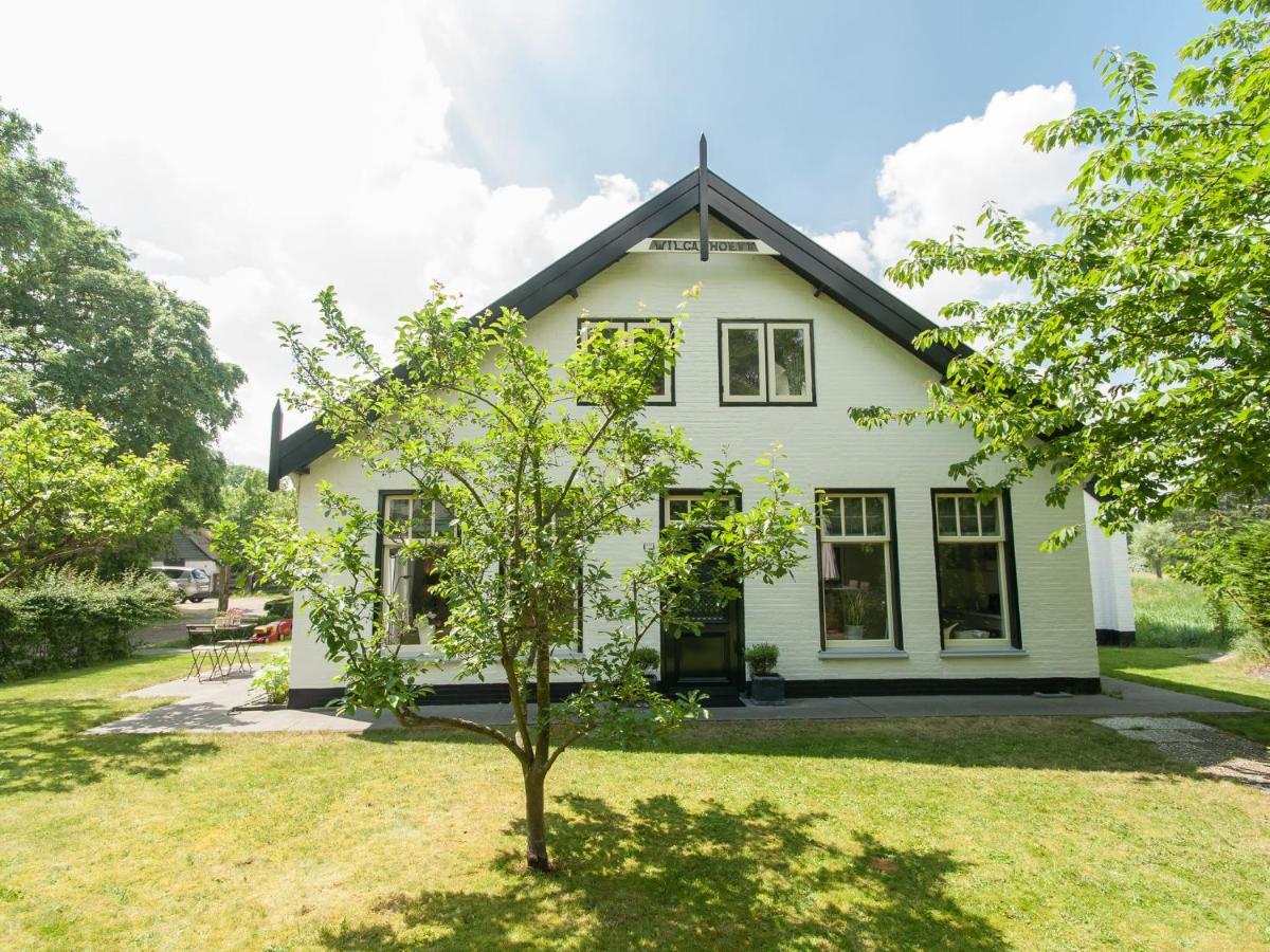 Attractive countryside holiday home in quiet yet central location in Schoorl Exterior foto