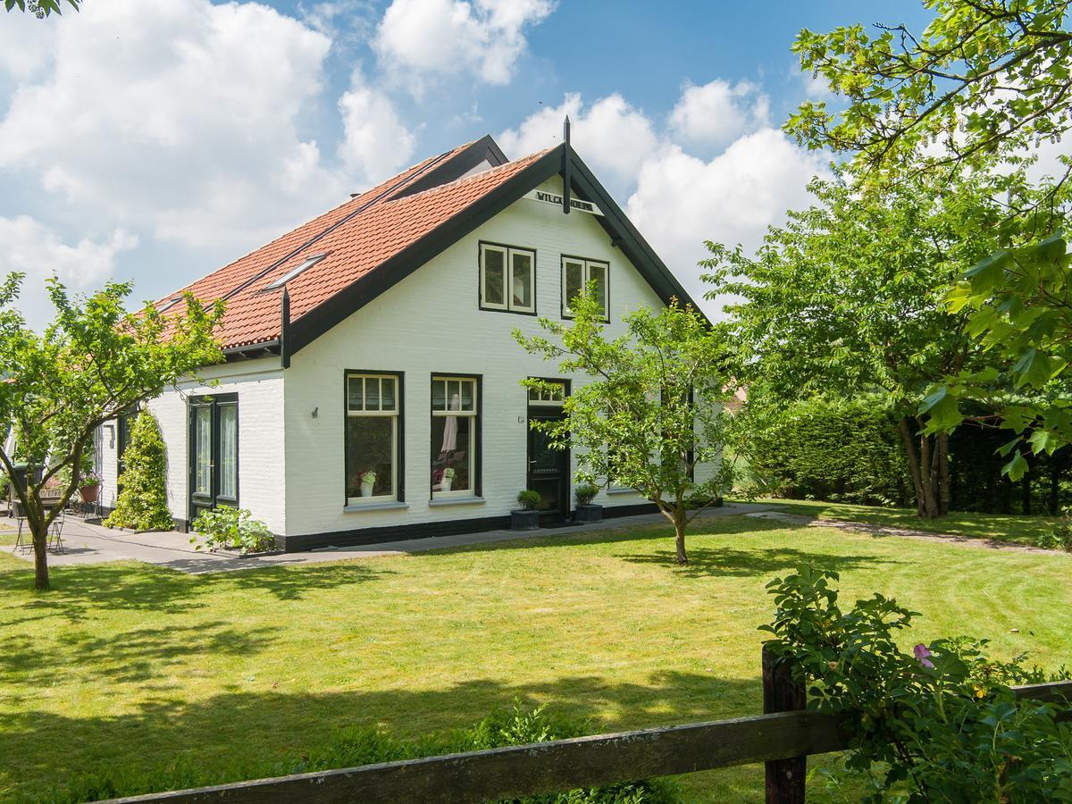 Attractive countryside holiday home in quiet yet central location in Schoorl Exterior foto
